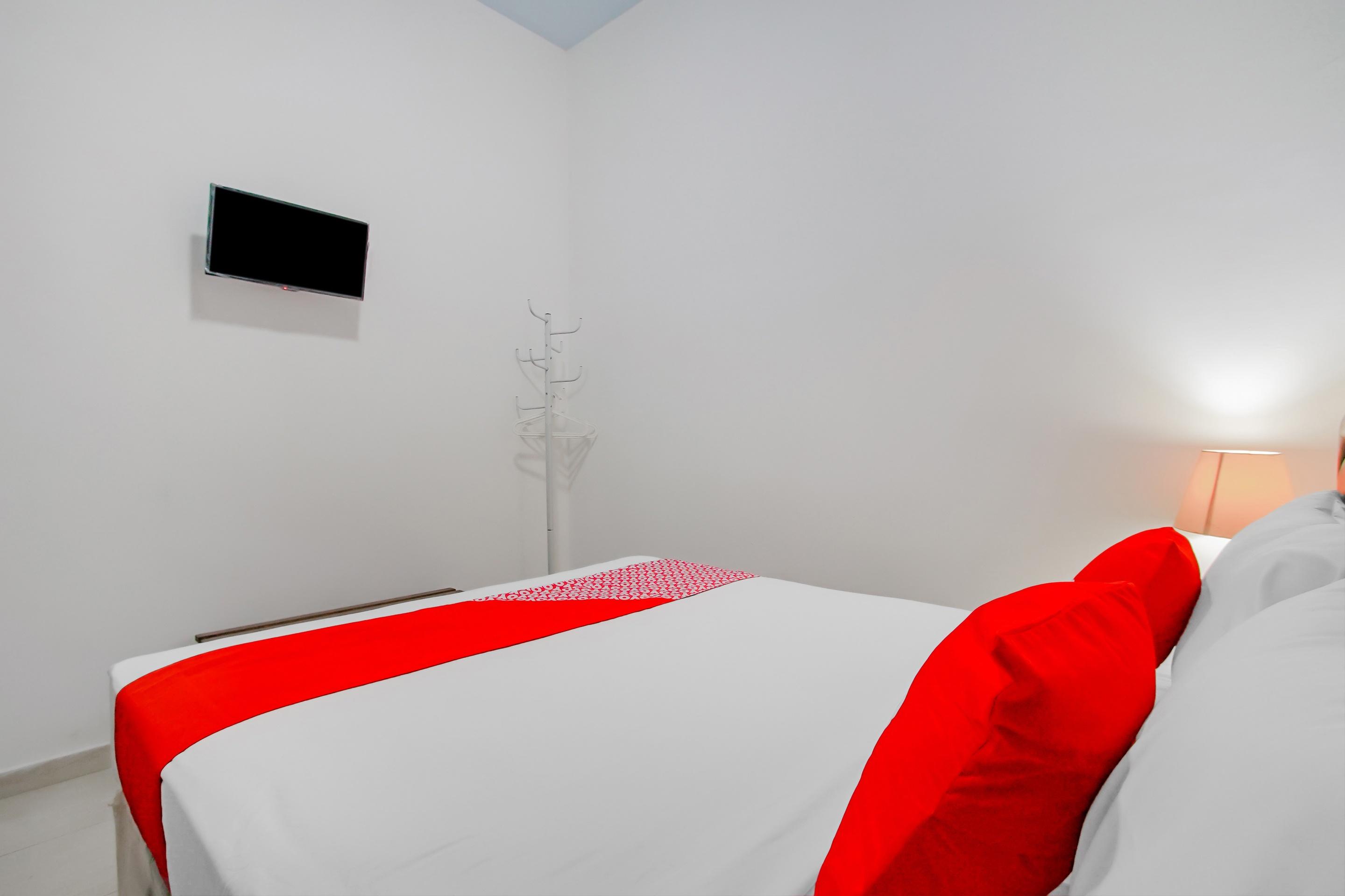 Hotel Oyo 3371 Omah Saras Family Malang Zewnętrze zdjęcie