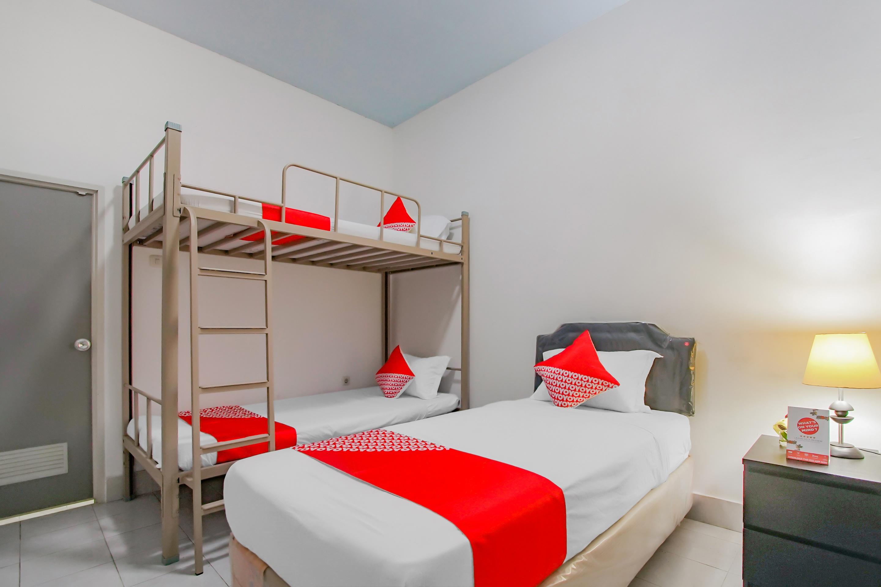 Hotel Oyo 3371 Omah Saras Family Malang Zewnętrze zdjęcie