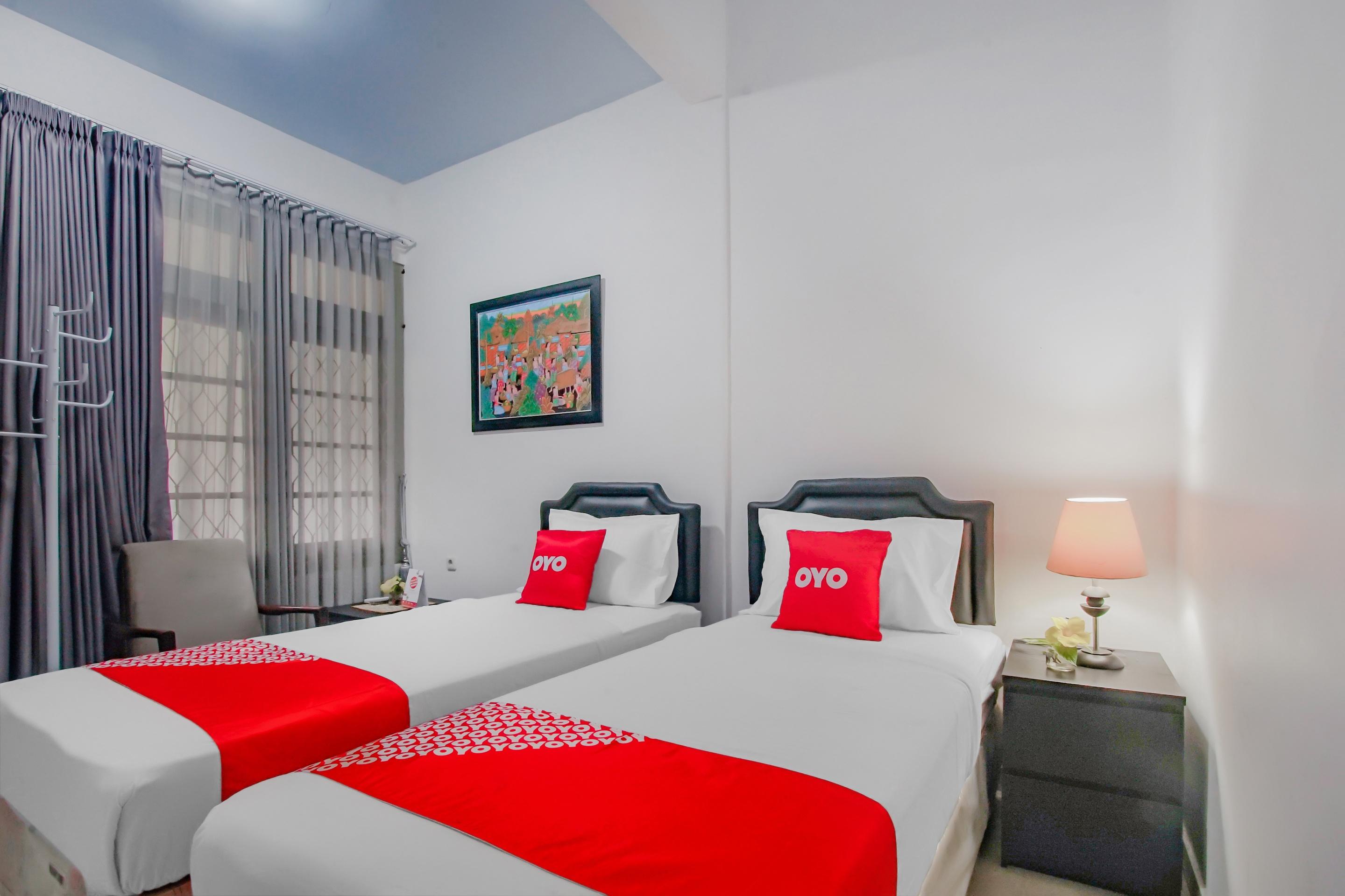Hotel Oyo 3371 Omah Saras Family Malang Zewnętrze zdjęcie
